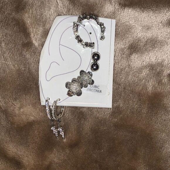 Cubic Zirconia 7 piece set - Picture 1 of 6